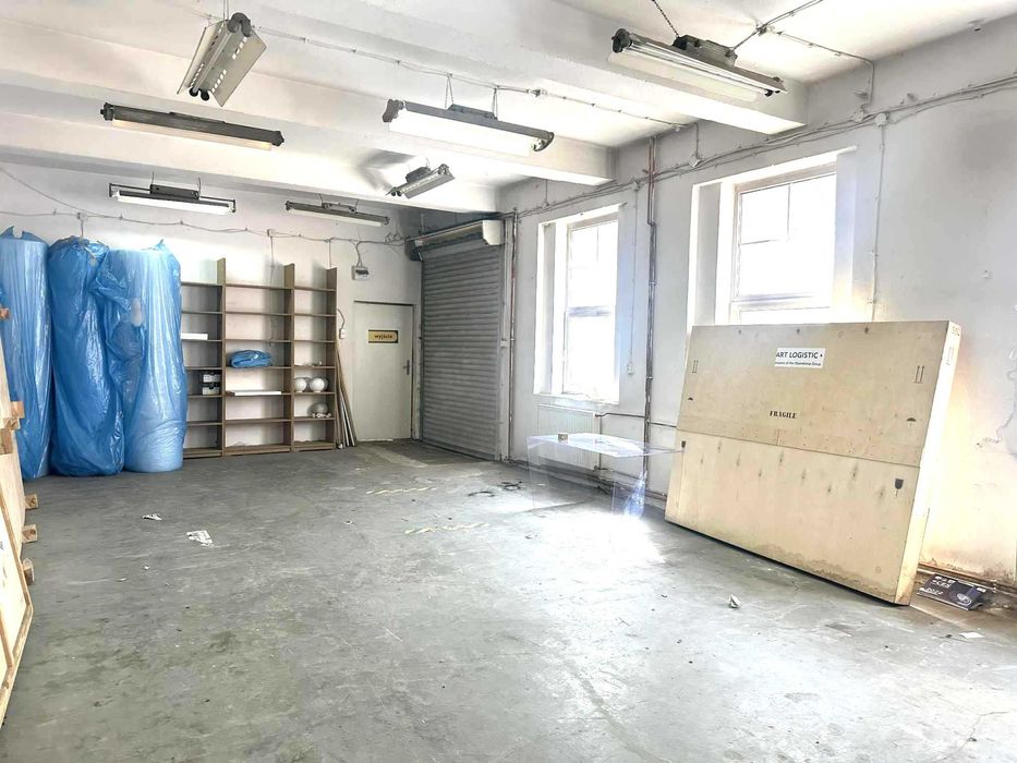 Powierzchnia Parter magazyn produkcja