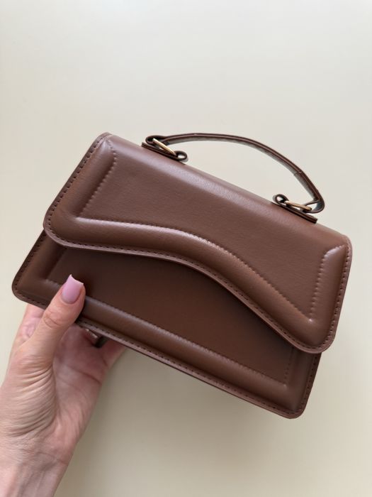 Сумка з регульованим ремінцем