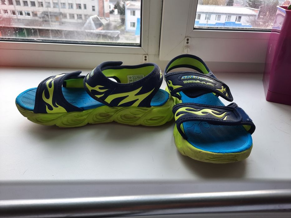 Босоніжки SKECHERS