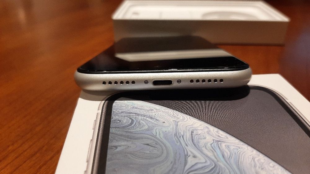 IPHONE XR 64G Branco