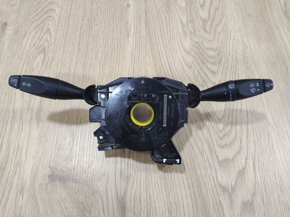 Підрульовий перемикач фокус 1