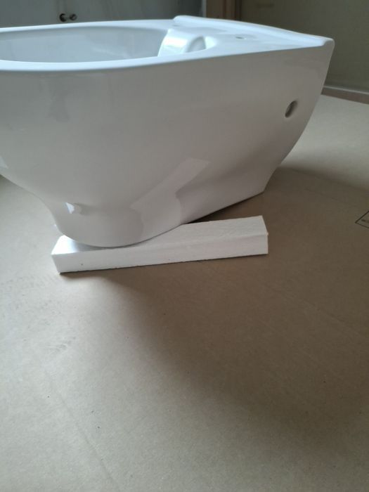 Miska wc wisząca,nowa