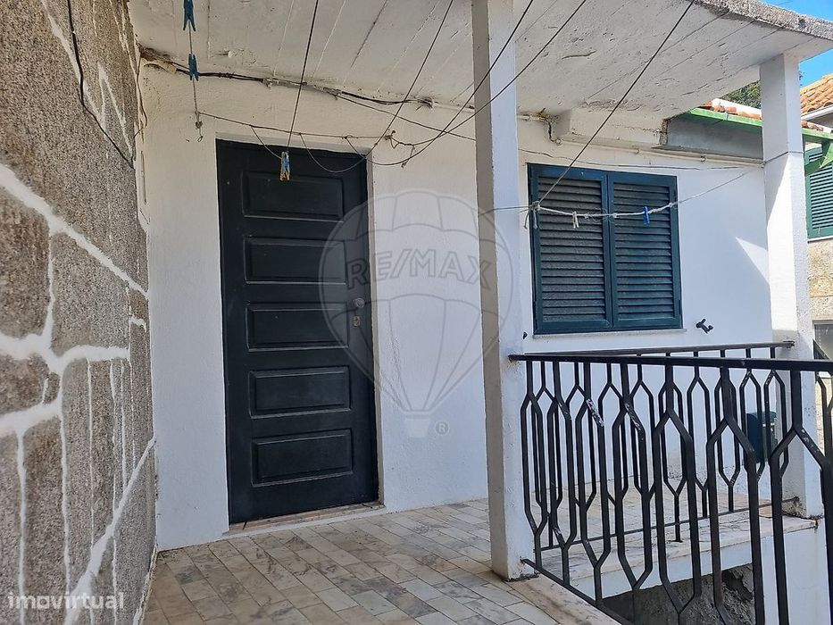 Moradia T4 para venda
