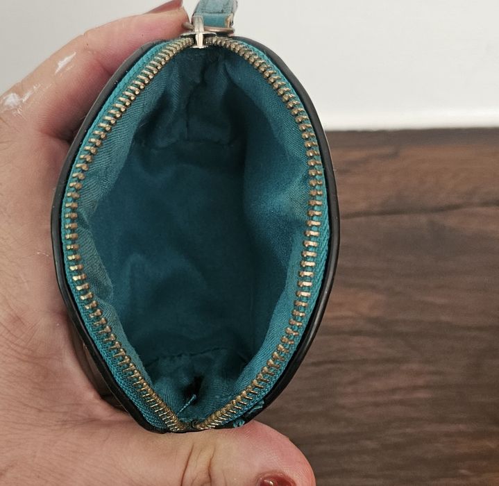 Carteira bolsa pequena em pele