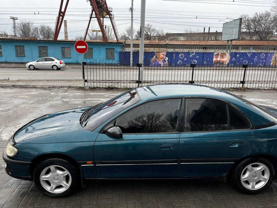 Опель омега Б 1995