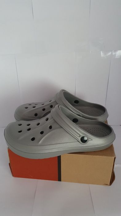 Crocsy  / klapki męskie nowe szare w rozmiarze 43