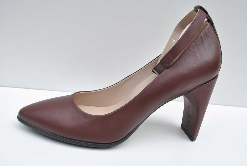 Buty na obcasie Ecco