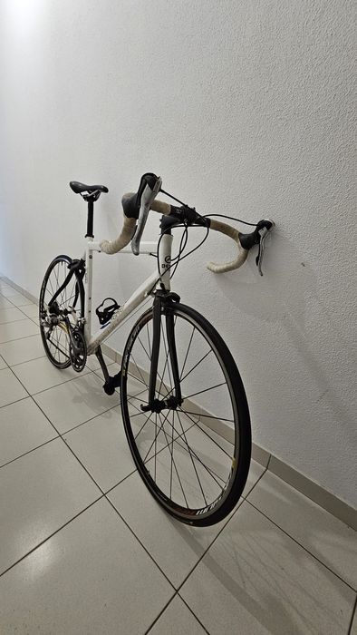 Bicicleta de Estrada Berg Fuego 7.5 - Shimano 105