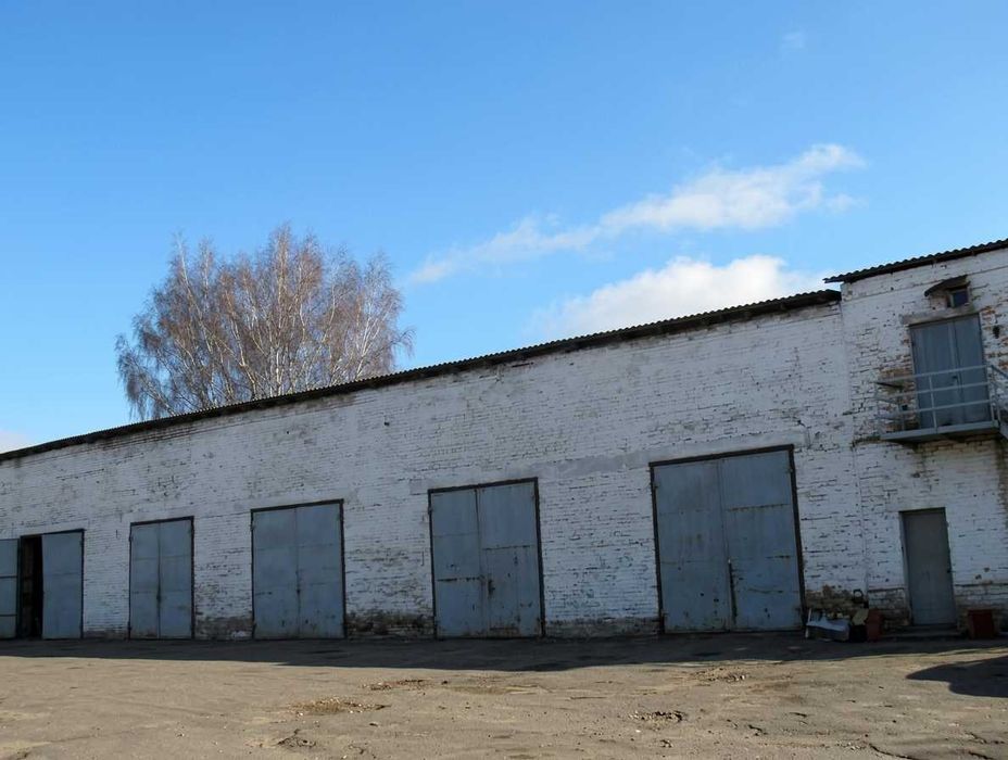 Оренда комерційної нерухомості  з відмінною логістикою (селище Срібне)