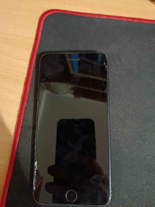 iPhone 7 plus на 128гб і акумулятором 86%