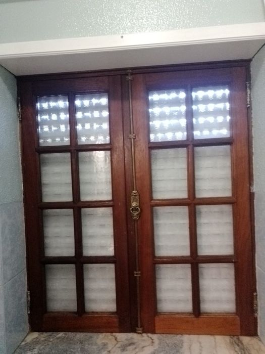 Janela com vidros