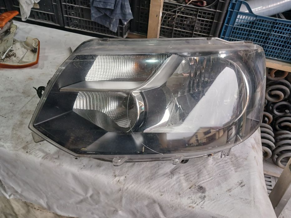 Фара ліва Volkswagen T5 GP