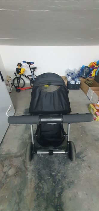 Carrinho de bebé com ovo (conjunto)