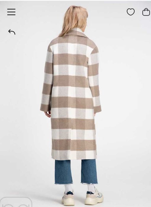 Вишукане пальто на осінь