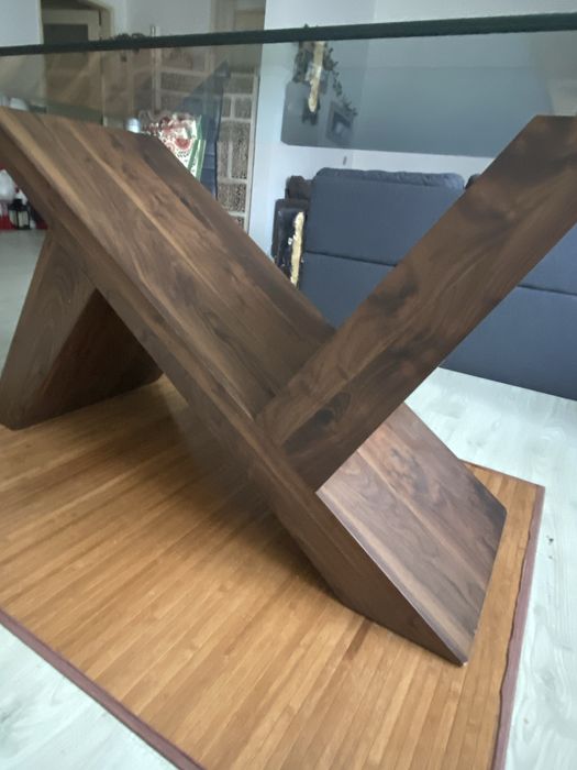 Mesa  com pe em madeira e tampo em vidro 0.9x1.80