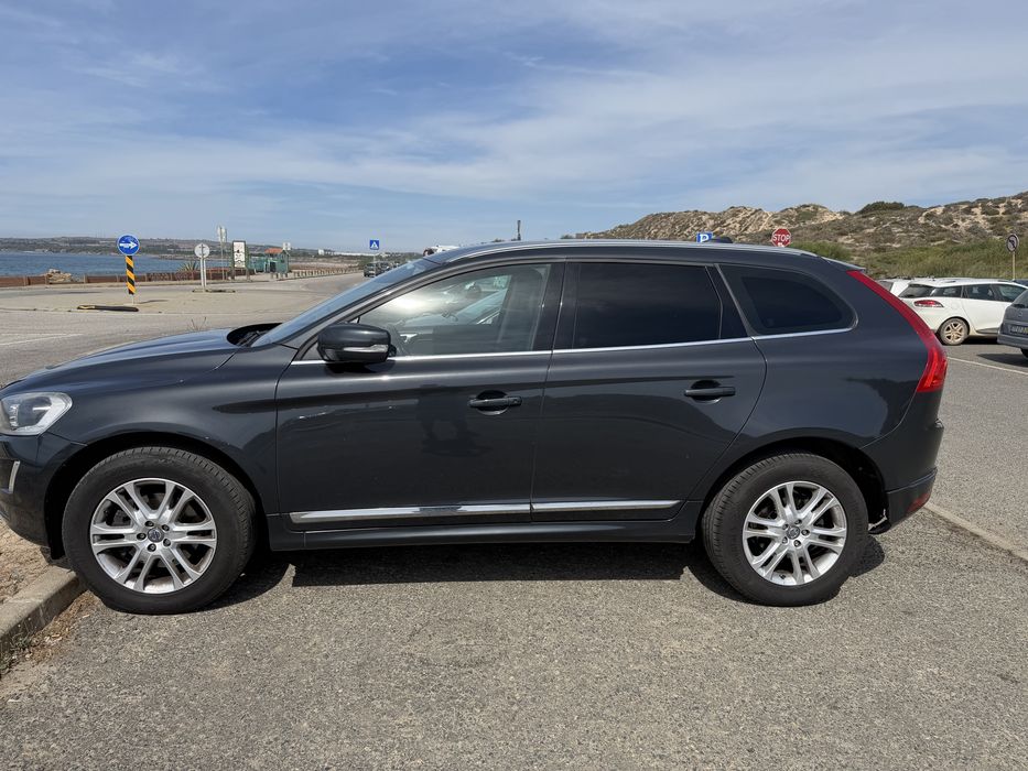 Volvo Xc60 2.0 D4 — photo 3