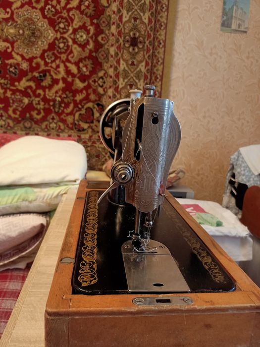 Продається Швейна машина Подільський механічний завод
