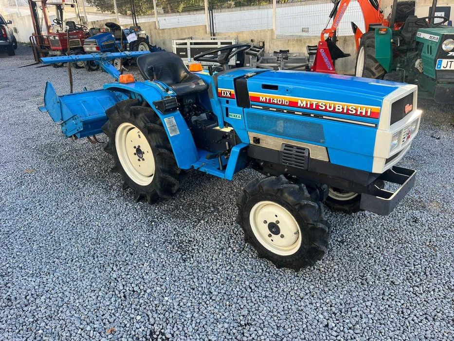 Trator Mitsubishi MT1401D c/fresa
