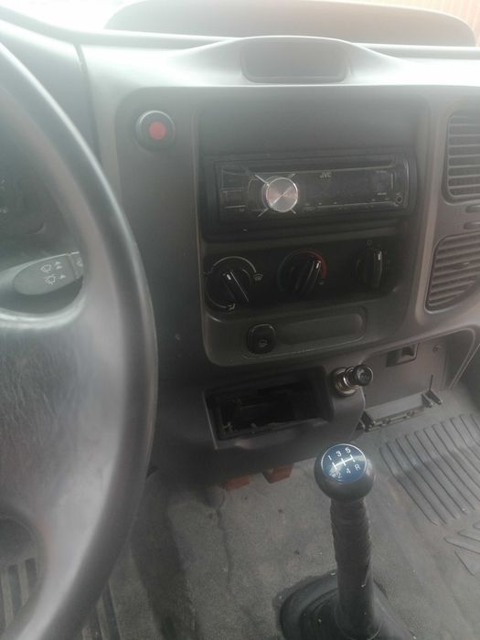 samochód dostawczy Ford Transit bus