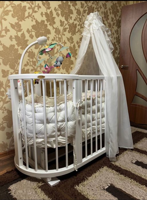 Продам детскую кроватку