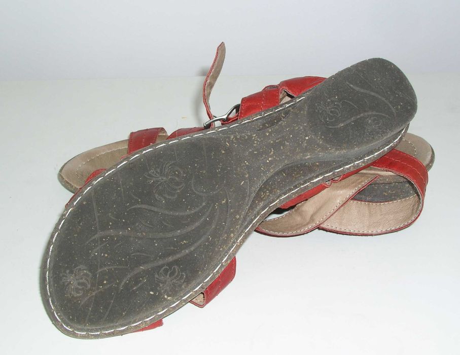 Sandały czerwone Softwalk rozm. 40