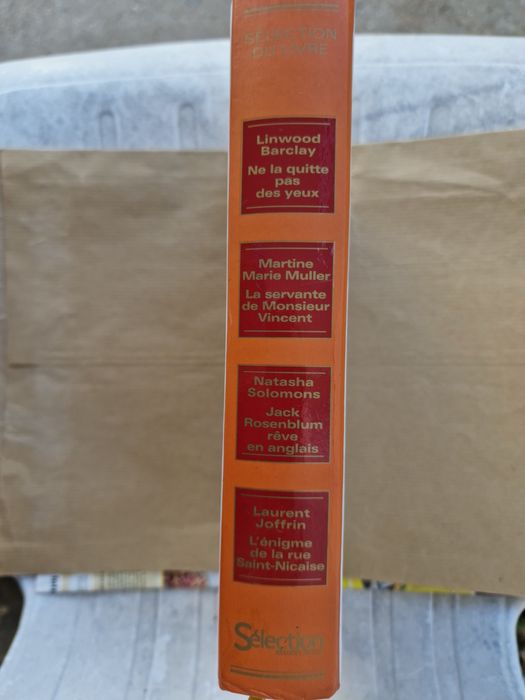 Livros antigos em francês