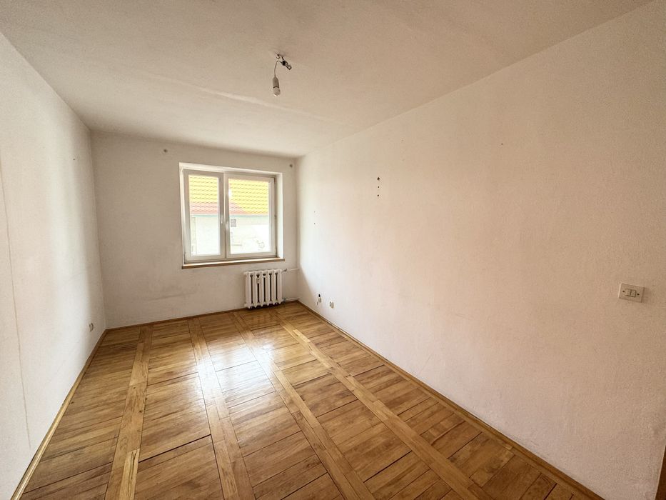 Mieszkanie 2-pokojowe w bloku - PARTER  - ogrzewanie miejskie - Widok 4