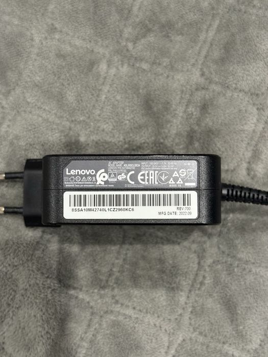 Ноутбук Lenovo IdeaPad 3 15ADA05.       (81W101QVRA)