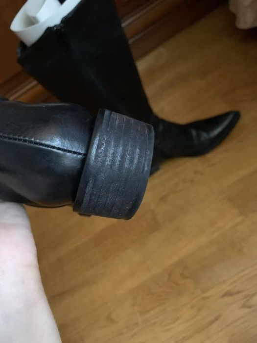 Зимние кожаные сапоги