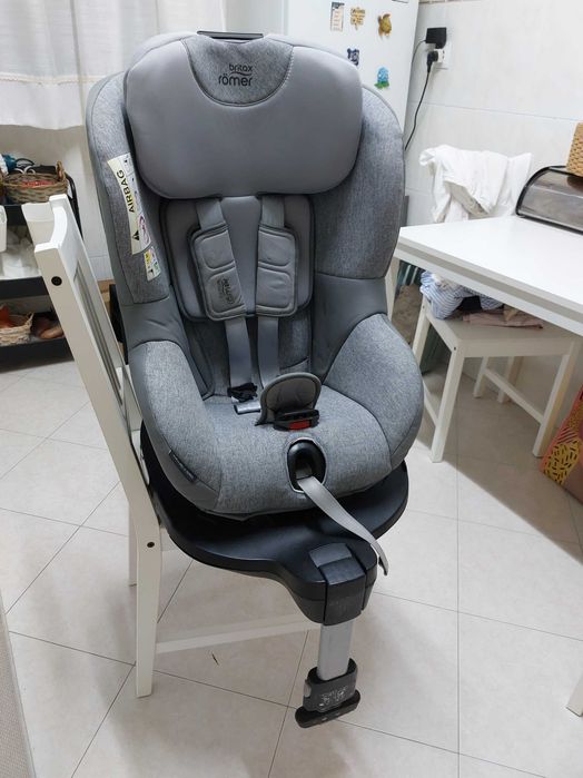Cadeira de bebé muito confortável