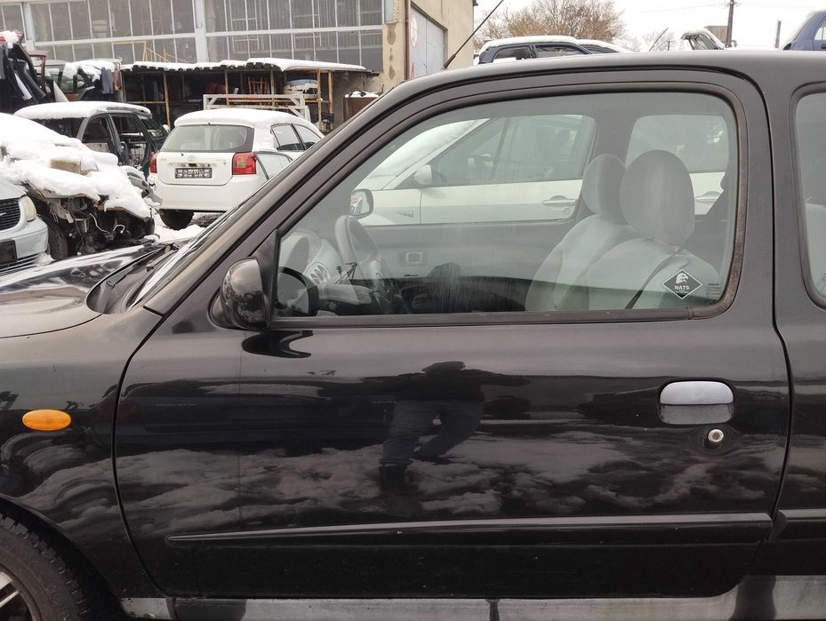 Nissan Micra K11 3D 1.0i 2001r.Drzwi przednie lewe.