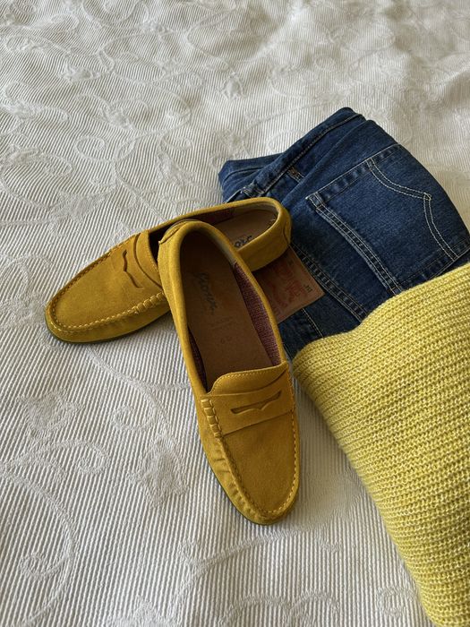 Продам мокасини жіночі р. 39 замшеві