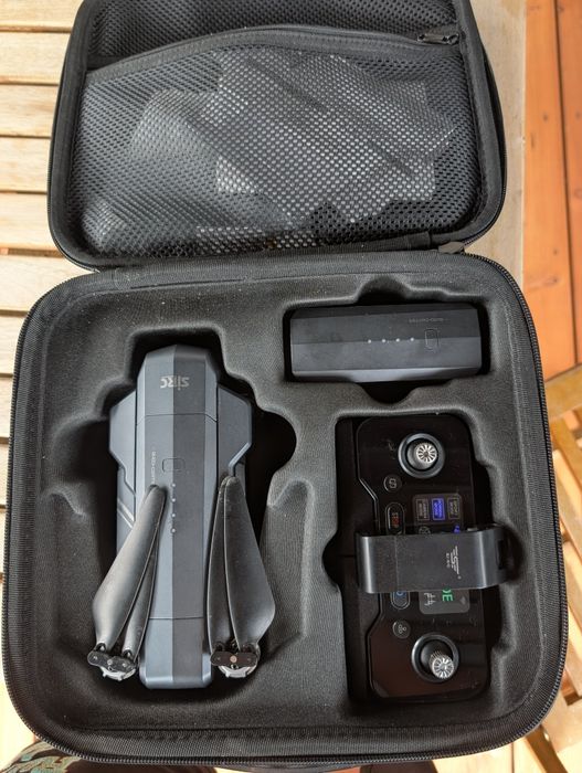 Dron sjrc f11 4k pro 2 baterie etui