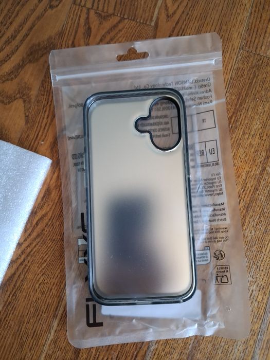 Чохол iPhone 16 айфон