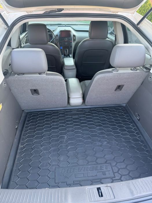 Продам власне авто Chevrolet Volt