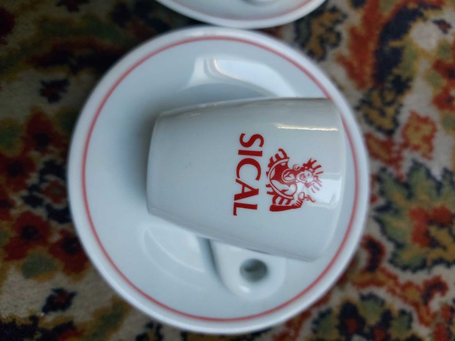 Duas chávenas café sical novas