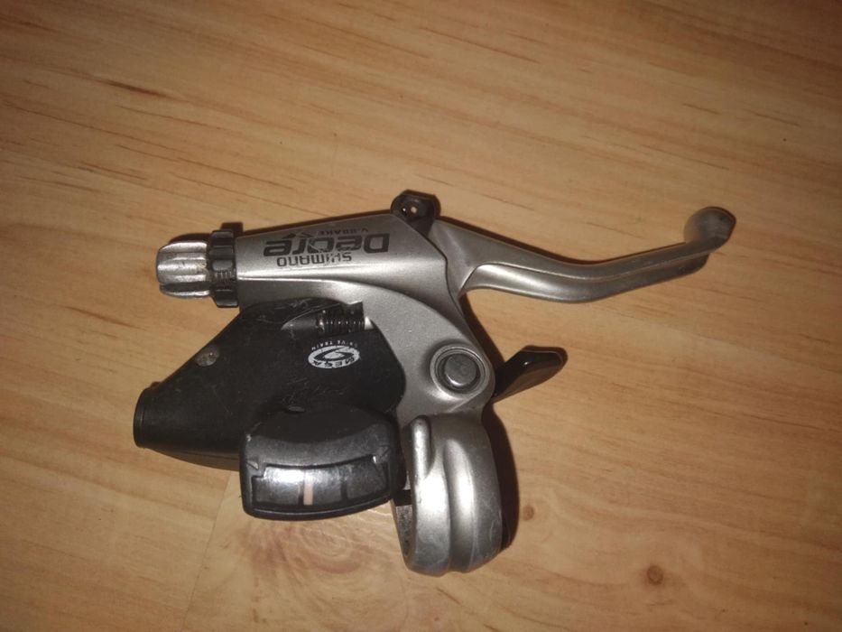 Klamkomanetka Shimano Deore ST-M510.
