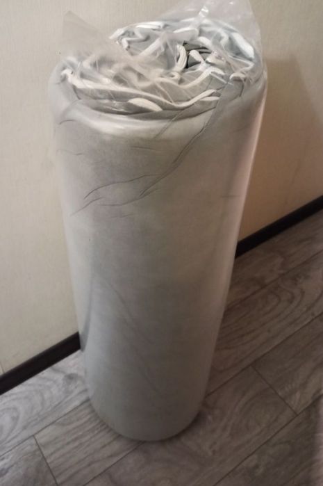 Продам нові матраци 
90*1.90
Висота до 10см
Плотний паралон!
Також є