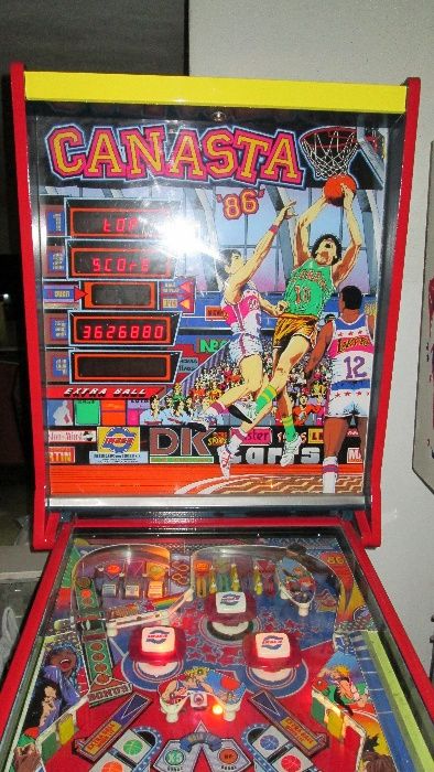 Máquina jogos 1986