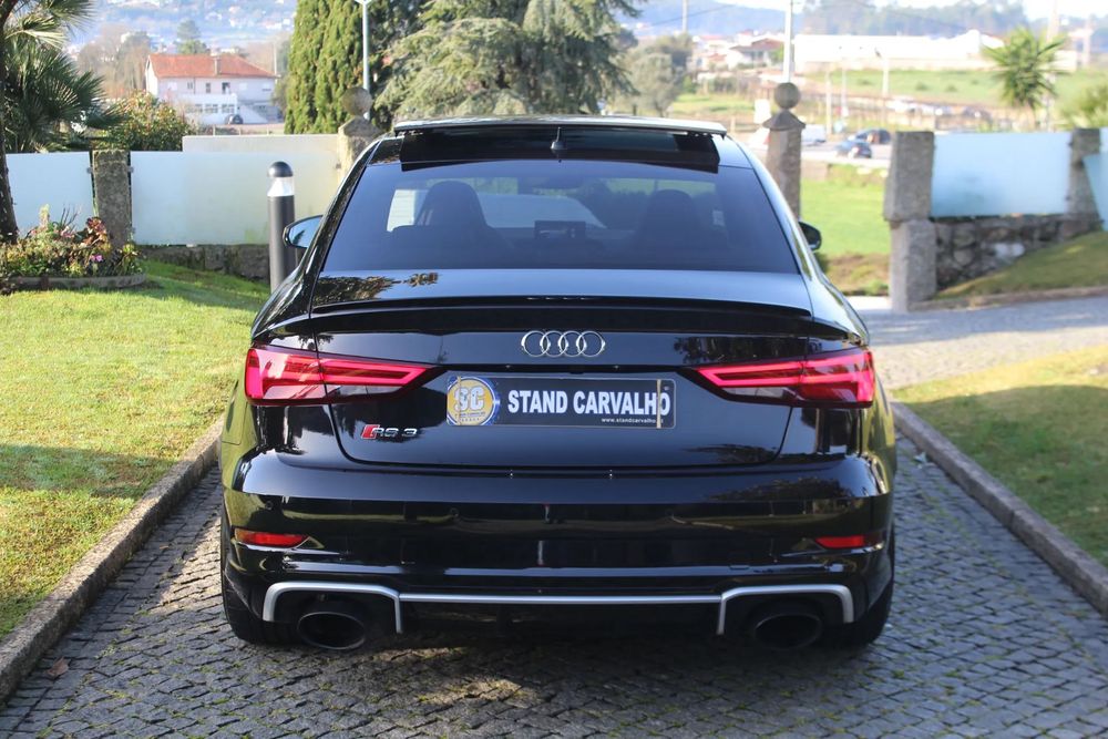Audi RS3 Limousine 2.5 TFSI quattro S tronic