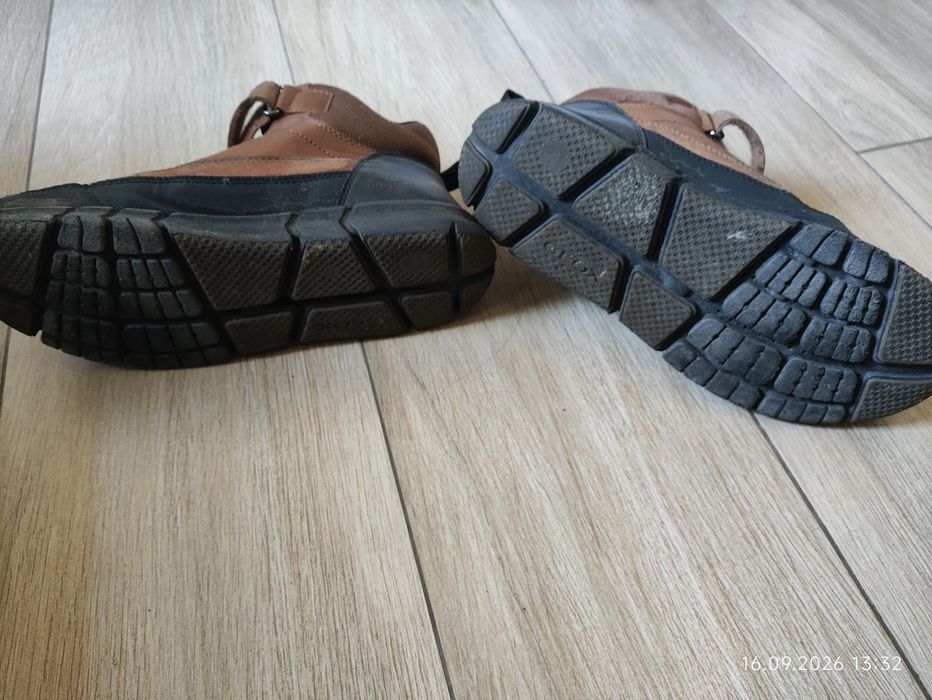 Buty dla chłopca r 40 Geox