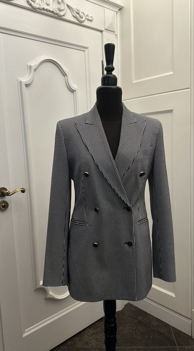MAX MARA piękna marynarka ze spodniami w prążek, granatowy