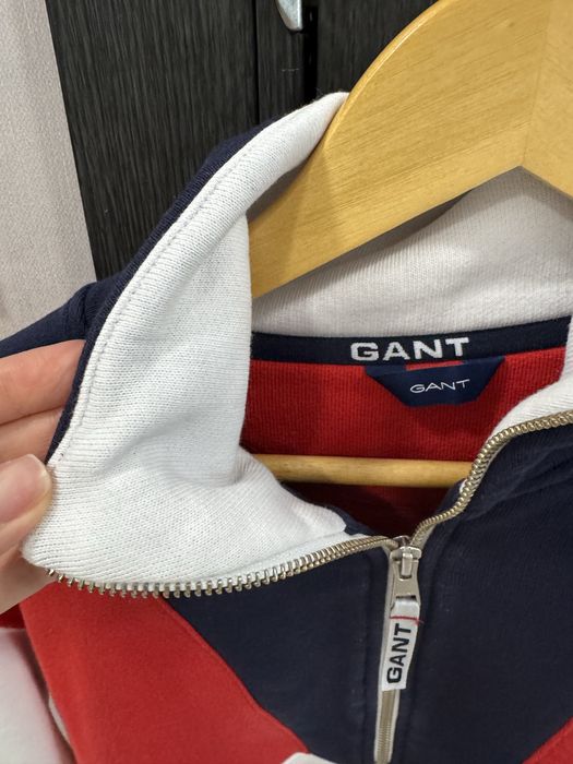 Продам світшот Gant