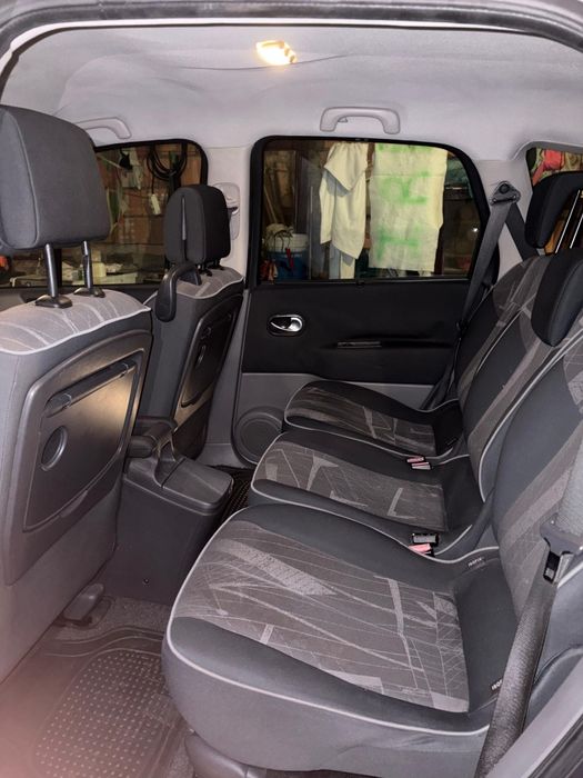 Renault Scenic 7 Lugares