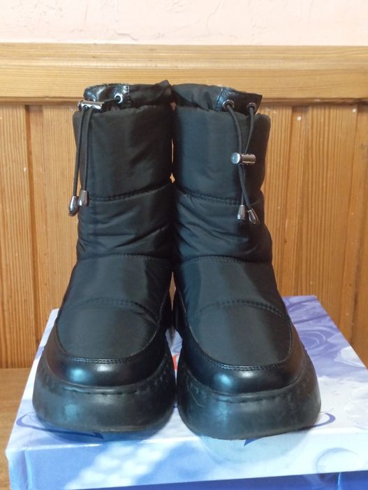 Полусапожки женские зимние 40р.