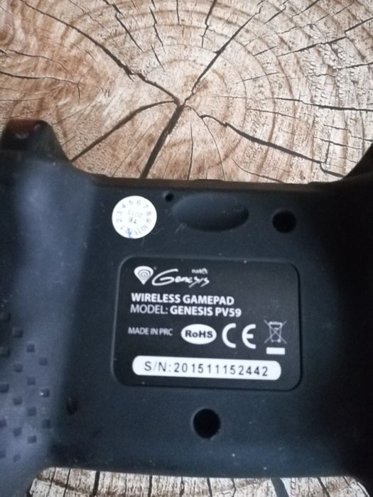 Yostik do gier z połączeniem bluetooth