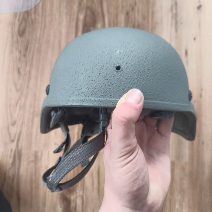Hełm US army w stanie bardzo dobrym