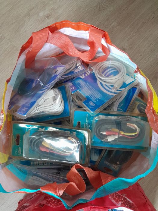 Vendo Diversos Cabos para Várias Coisas Novos