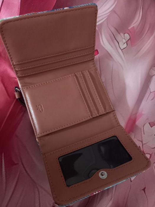 Carteira pequena Parfois