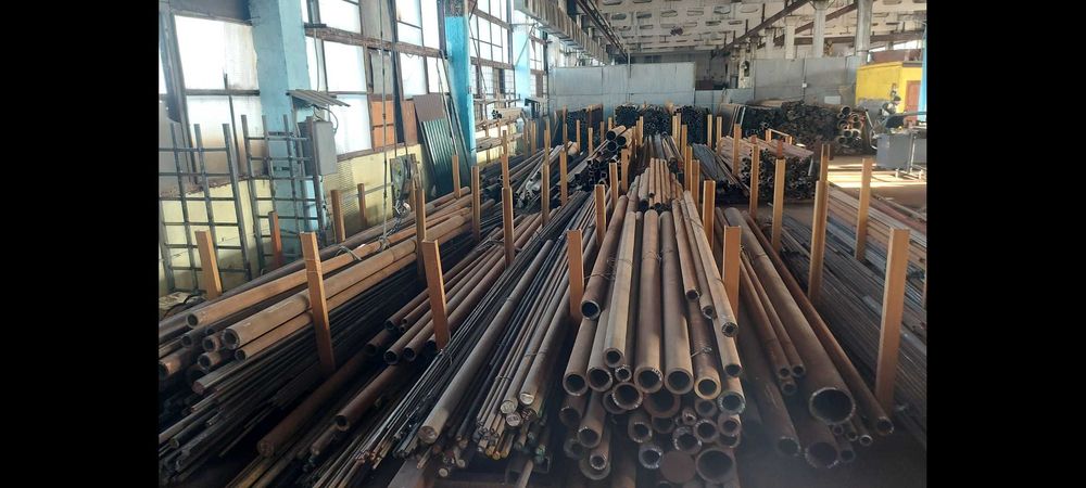 Металобаза Спец реалізує труби бесшовні, товстостінні